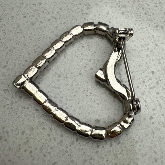 Vintage Rhinestones Silver Tone Heart Brooch Pin Valentine's Day - Picture 4 of 8